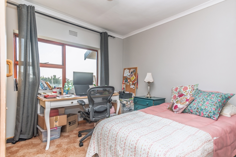 6 Bedroom Property for Sale in Kommetjie Western Cape